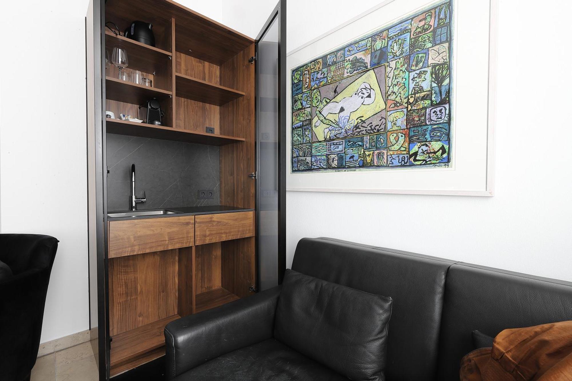Devin Art Hotel Дюселдорф Екстериор снимка